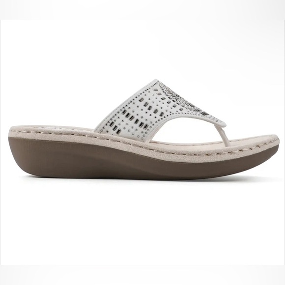 NEW - Cienna Wide Sandals from Cliffs by White Mountain - Picture 2 of 3